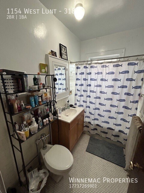 Building Photo - 1154 West Lunt-318