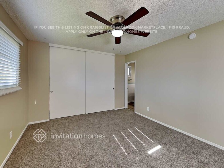 Building Photo - 10326 Pendleton St