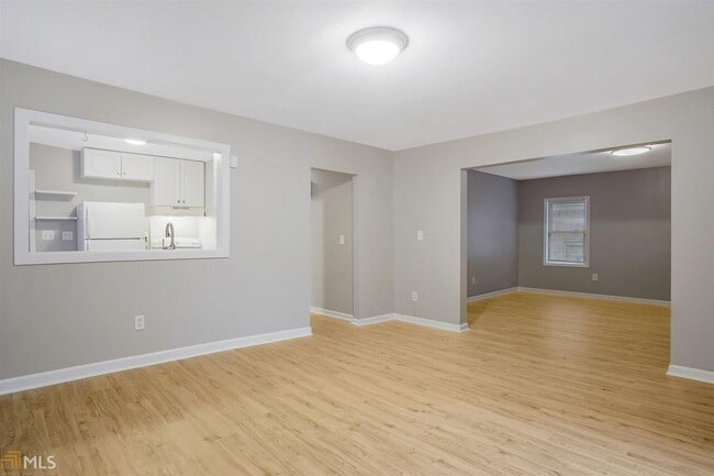 Building Photo - 1270 Trenton St SE