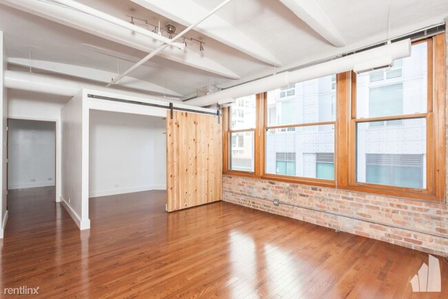 Building Photo - 2 br, 1 bath Condo - 801 S Wells St