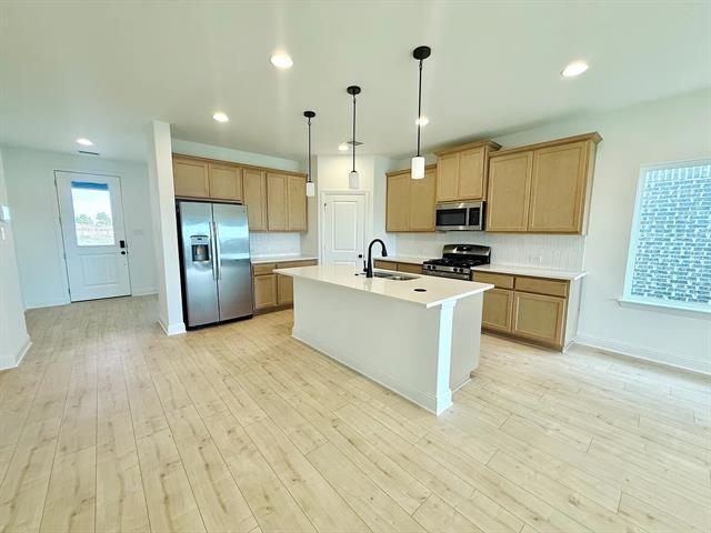 Building Photo - 2124 Rhodora Ave