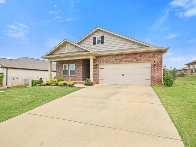 Building Photo - 227 Poplar Hollow Dr