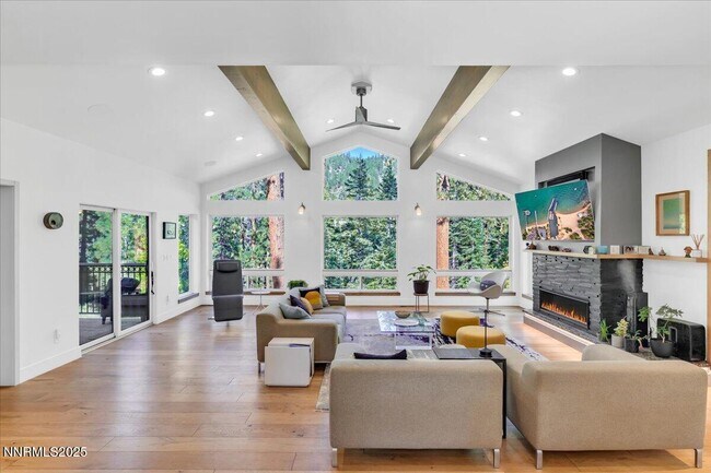 Building Photo - 1262 Hidden Woods Dr