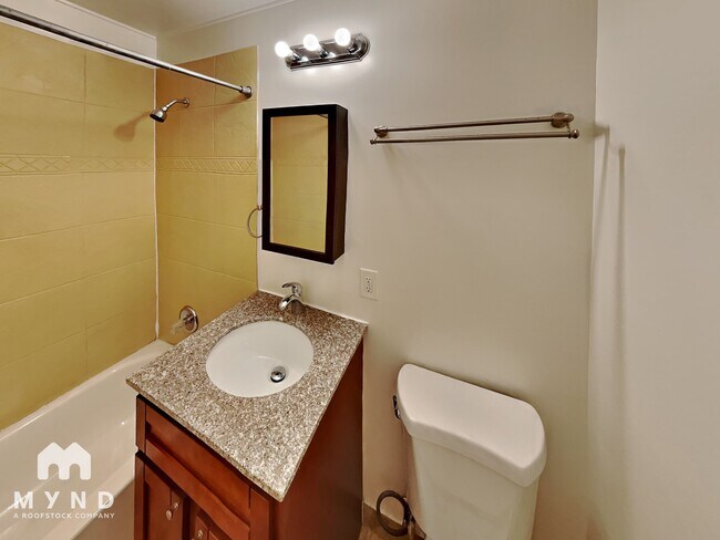 Building Photo - 14 Garrison Dr