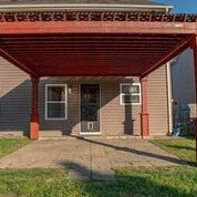 Building Photo - 3 Bedroom/2 bathroom coming soon to  Lebanon