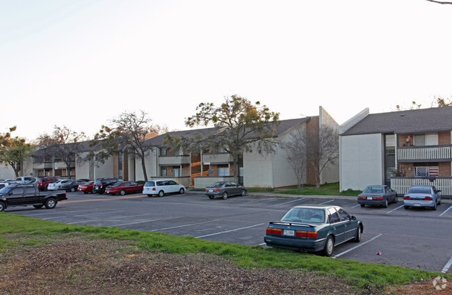 Raible Place Apartments - Raible Place