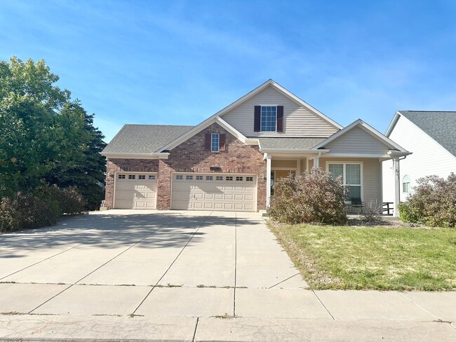 Primary Photo - Beautiful Home on Pine Valley Circle