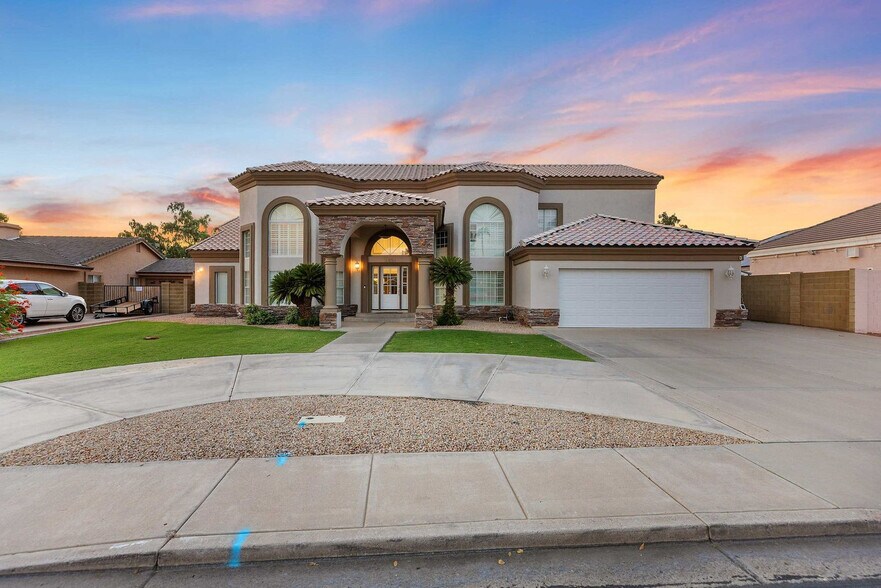 Building Photo - 1438 S Creston Cir