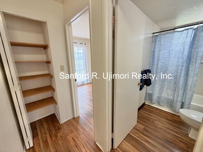 Building Photo - 94-102 Wali Place #H104