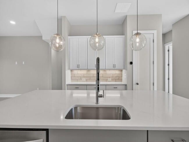 Building Photo - 1308 Koa Ct
