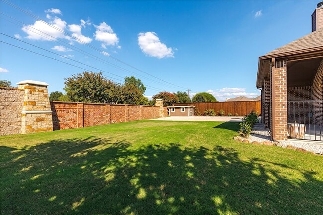 Building Photo - 501 Windward Dr