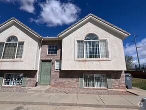 Building Photo - 652 N 2720 E