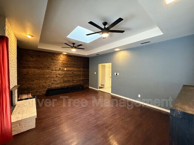 Building Photo - 7716 Pampas Dr