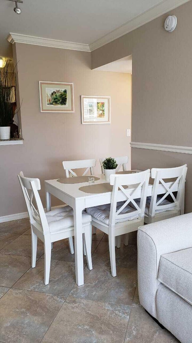 Building Photo - 6760 Heritage Grande