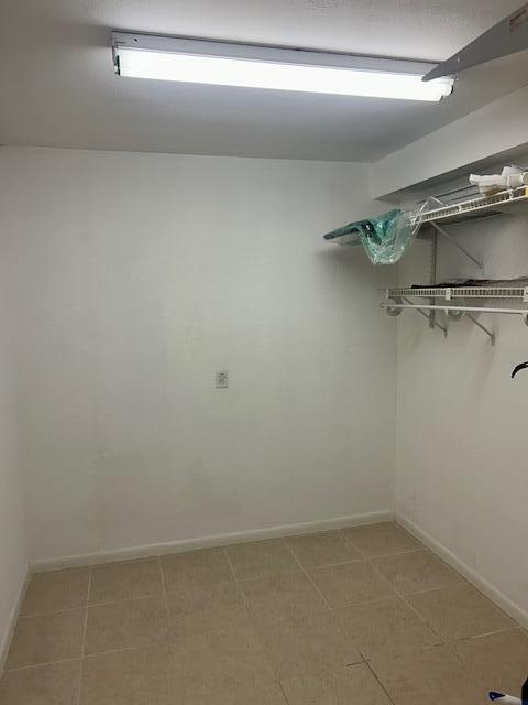 Building Photo - 3626 Whitehall Dr