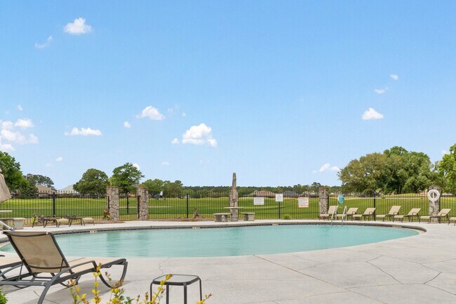 Building Photo - 3244 Cobblestone Dr
