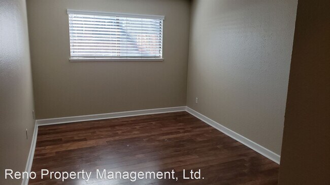 Building Photo - 2 br, 1 bath House - 2173 Kietzke Ln Unit A
