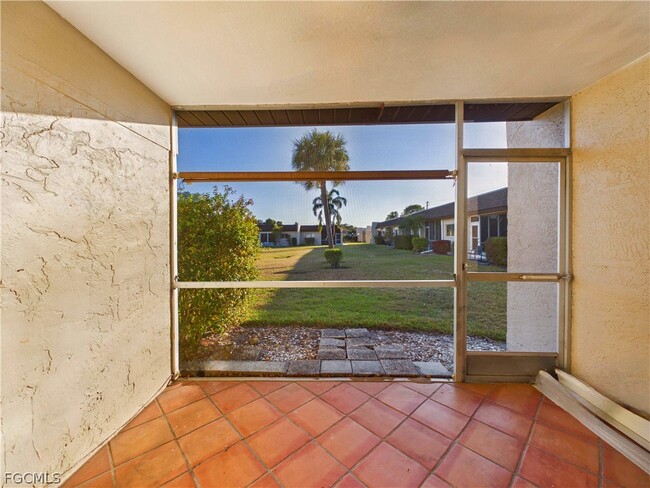 Building Photo - 6300 South Pointe Blvd