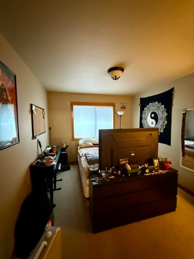 Building Photo - Beautiful Lodge-Style Single Level 3 Bedroom Home in Mountain Pines!