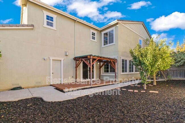 Building Photo - 638 W Gravino Dr