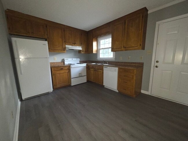 Building Photo - 502 N Audubon Ave