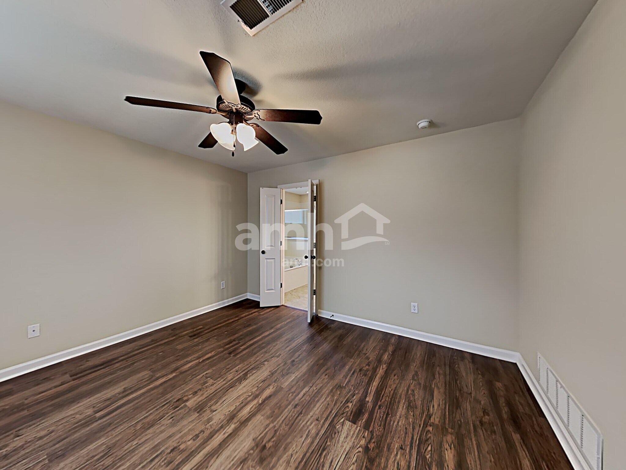 Building Photo - 6652 Clingmans Cv