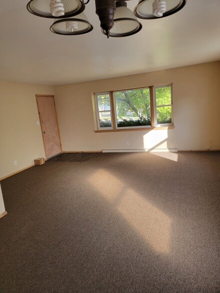 Building Photo - 3777 N 60th St