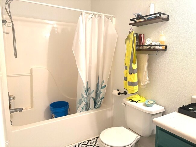 Building Photo - 8127 Maple Stream Blvd