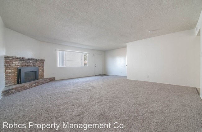 Building Photo - 3600-3610 Dana St