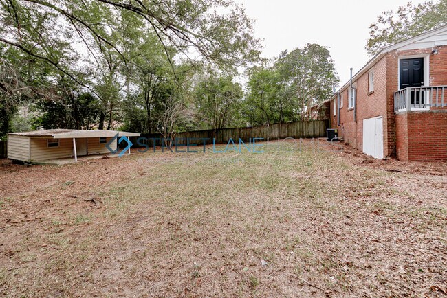 Building Photo - NOW OFFERING $250 OFF FIRST FULL MONTH IF ...