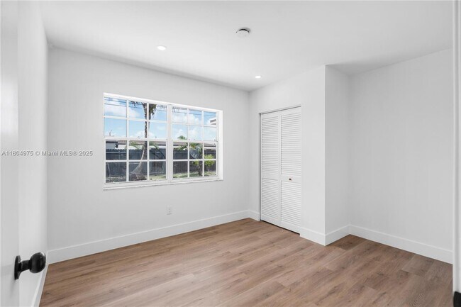 Building Photo - 9730 SW 161st St