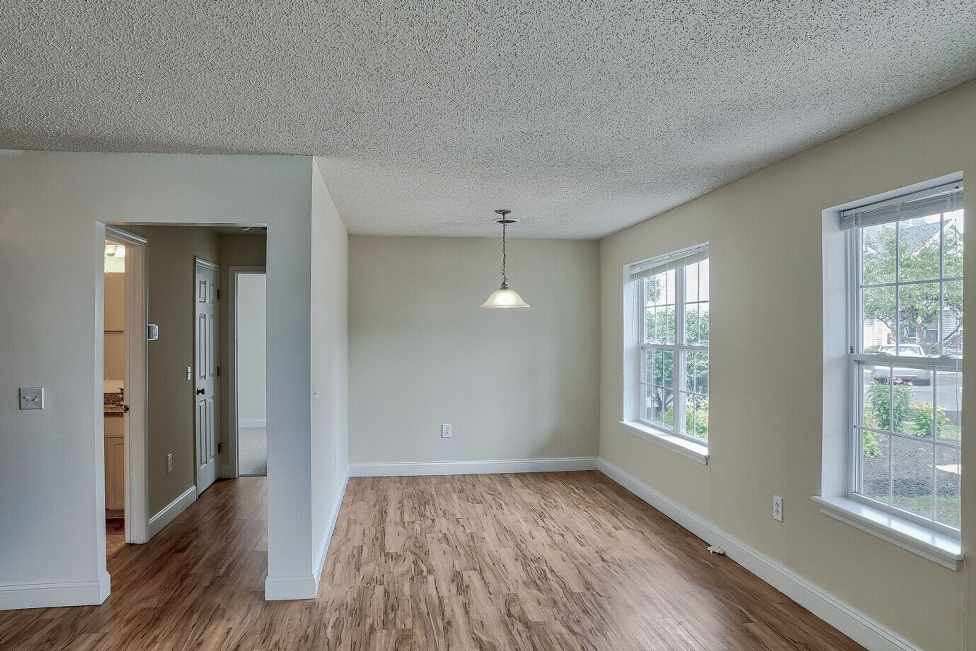 Building Photo - Riverwalk Apartments