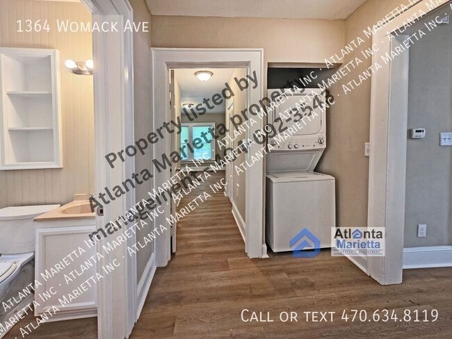Building Photo - 1364 Womack Ave