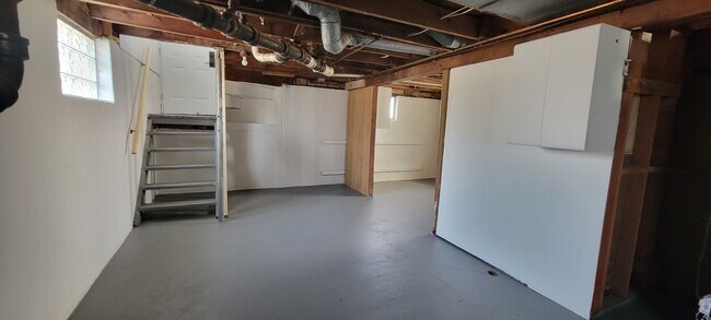 Building Photo - 23925 Talbot St