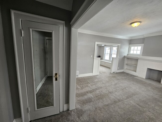 Building Photo - 3784 E 114th St