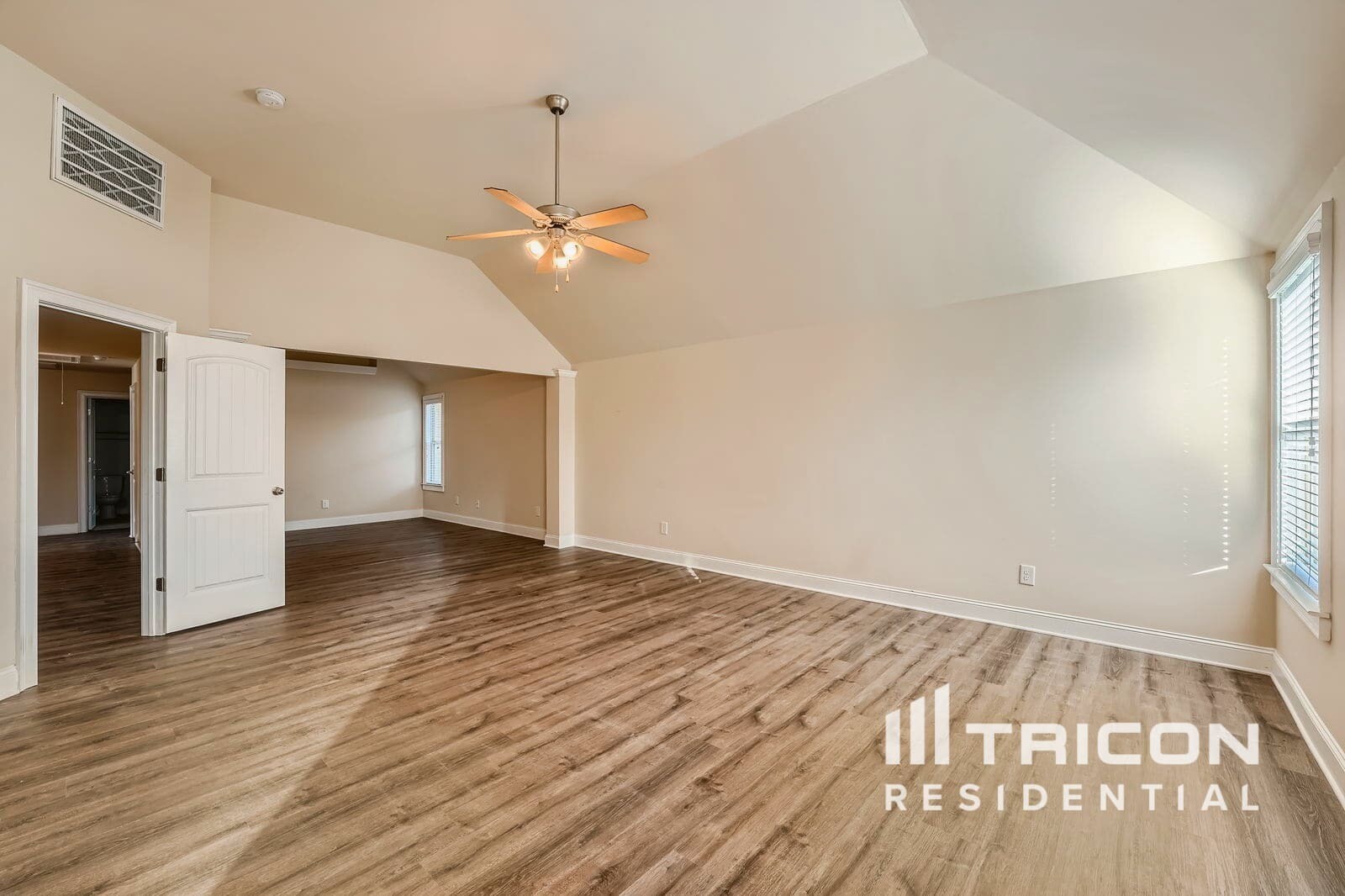 Building Photo - 296 Prescott Dr