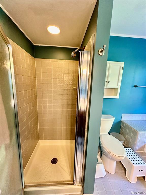 Building Photo - 24397 Venice Dr