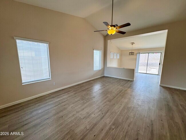 Building Photo - 8556 W Carol Ave