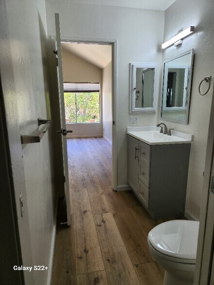 Building Photo - 10774 Cariuto Ct