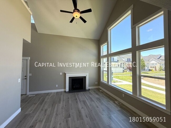 Building Photo - 2774 Lacewood Dr