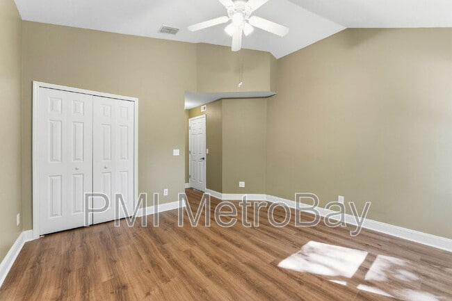 Building Photo - 15016 Deer Meadow Dr