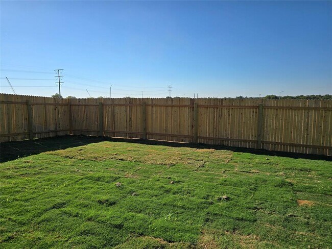 Building Photo - 100 Fox Hvn Rd