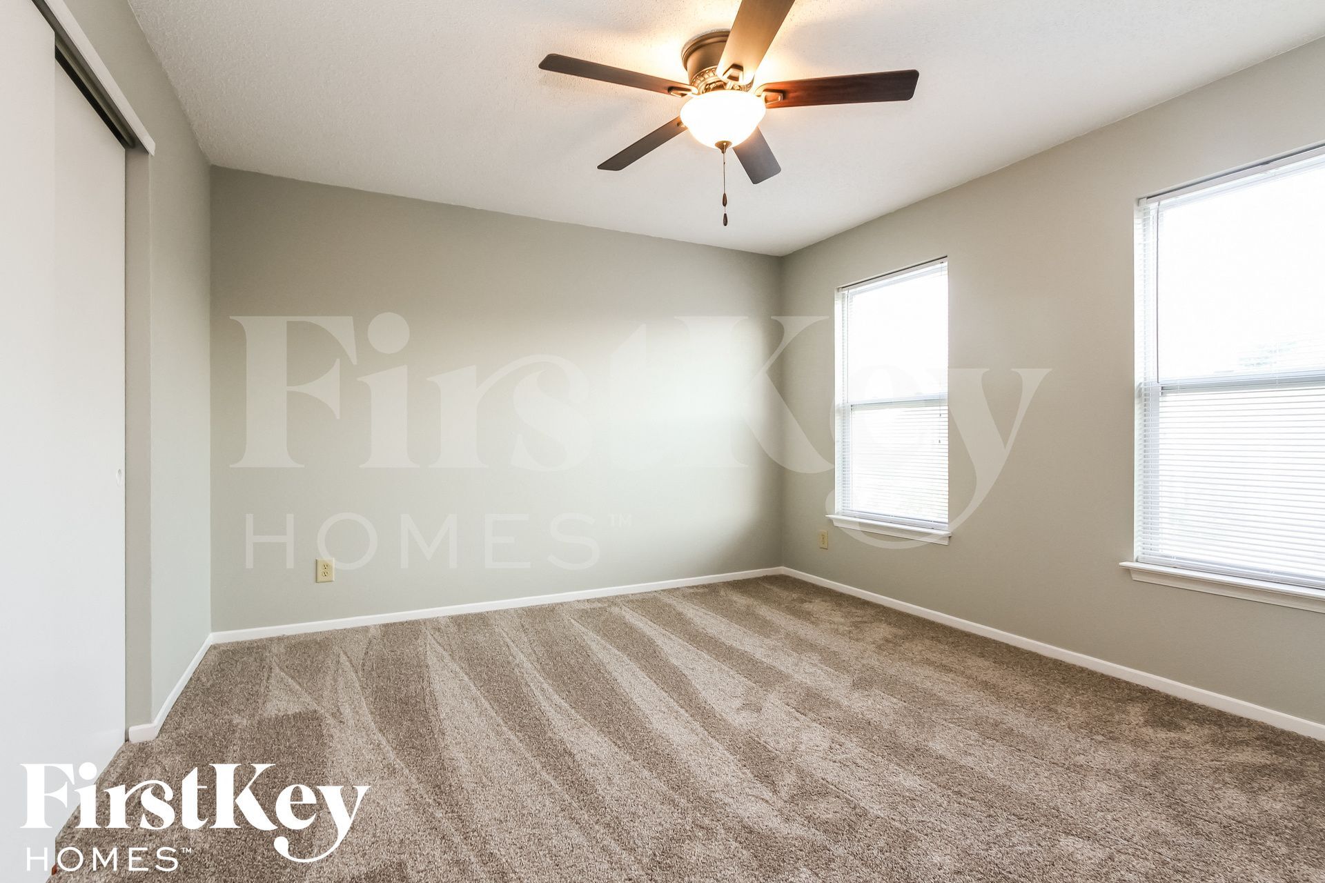 Building Photo - 10342 Fairmont Ln