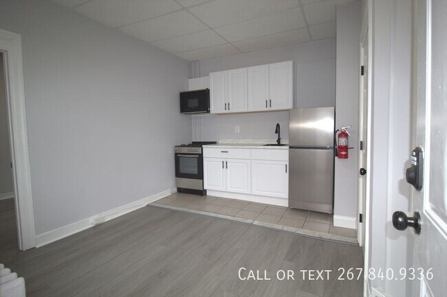 Building Photo - 1682 Harrison St