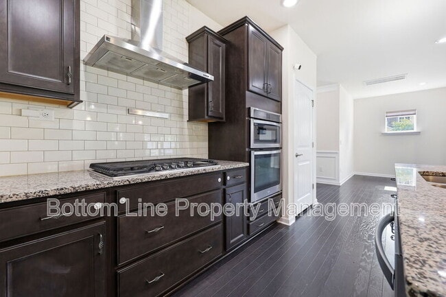 Building Photo - 2496 Emily Brk Wy