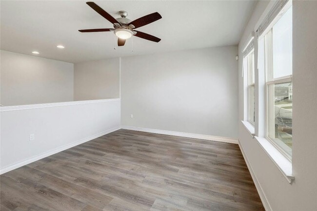 Building Photo - 15801 Crissom Ln