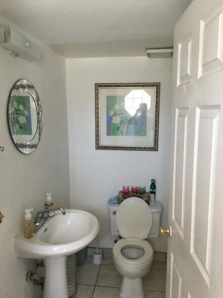 Building Photo - 22707 S Figueroa St