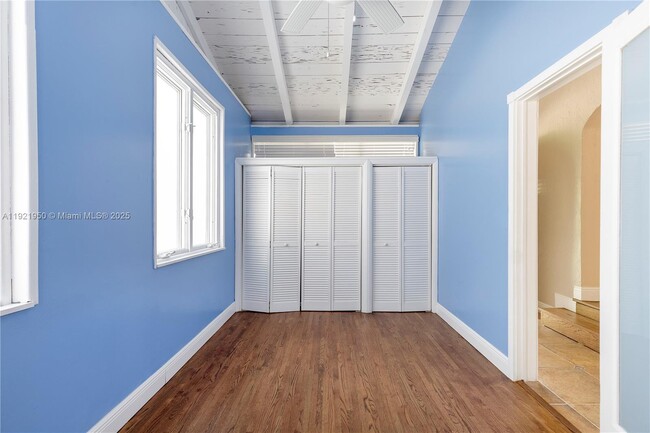 Building Photo - 1260 Milan Ave