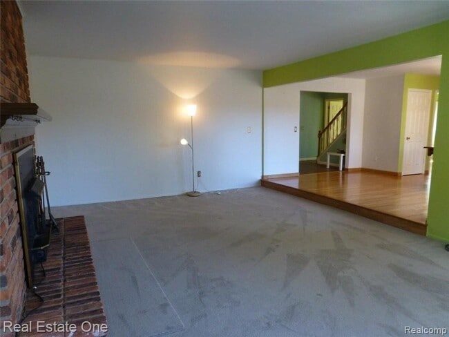 Building Photo - 5837 Folkstone Dr