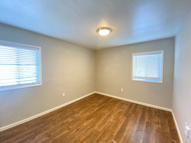 Building Photo - Prime North Park Living – Stylish Upstairs Corner 1-Bedroom!